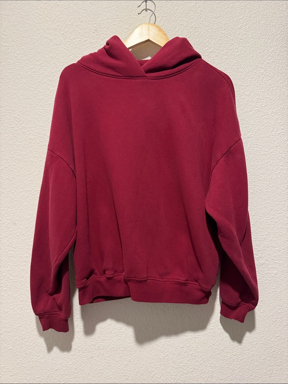 Garage Burgundy Scoop-Neck Pullover Hoodie size Small